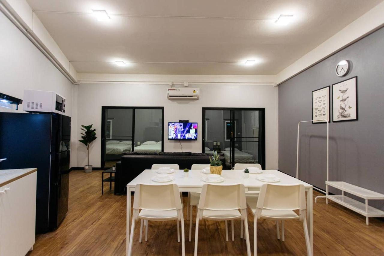 U3 Large 2 Bedroom Full Kitchen Near Bts Udomsuk バンコク都 エクステリア 写真